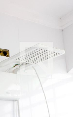 Casa de condomínio à venda com 440m², 4 quartos e 3 vagasBanheiro do Quarto 
