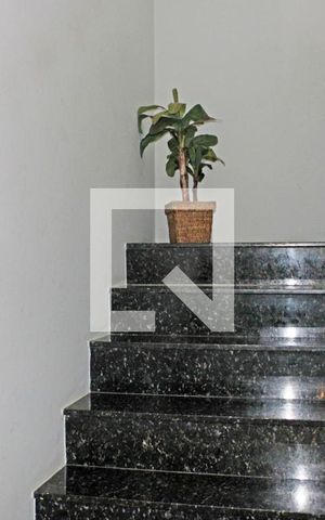Casa de condomínio à venda com 440m², 4 quartos e 3 vagasCorredor