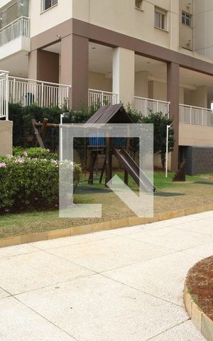 Apartamento à venda com 80m², 2 quartos e 2 vagasÁrea comum - Playground