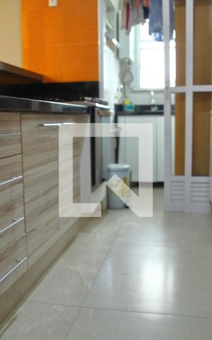 Apartamento à venda com 80m², 2 quartos e 2 vagasCozinha