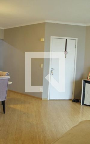 Apartamento à venda com 80m², 2 quartos e 2 vagasSala
