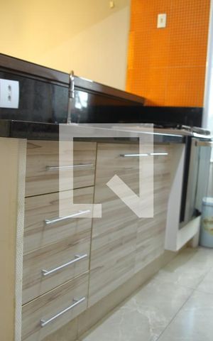 Apartamento à venda com 80m², 2 quartos e 2 vagasCozinha - Armários