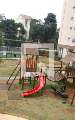 Apartamento à venda com 80m², 2 quartos e 2 vagasÁrea comum - Playground