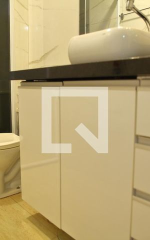Apartamento à venda com 80m², 2 quartos e 2 vagasBanheiro Social