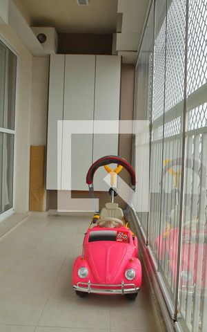 Apartamento à venda com 80m², 2 quartos e 2 vagasVaranda da Sala