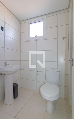 Apartamento para alugar com 54m², 2 quartos e 1 vaga Apartamento para alugar com 54m², 2 quartos e 1 vagaBanheiro