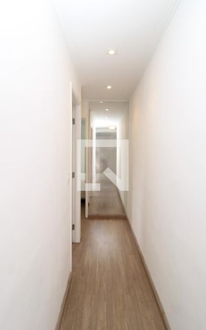 Apartamento à venda com 59m², 2 quartos e 1 vagaCorredor - Quartos
