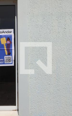 Casa de condomínio à venda com 88m², 2 quartos e 2 vagasPlaca
