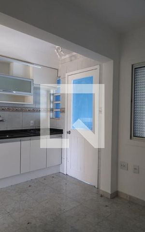 Casa de condomínio à venda com 88m², 2 quartos e 2 vagasCozinha - Armários