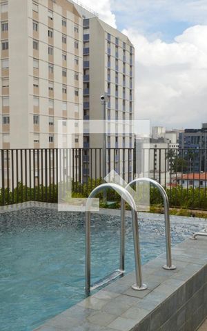 Studio à venda com 31m², 1 quarto e sem vagaPiscina