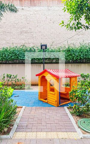 Apartamento à venda com 42m², 2 quartos e sem vaga Apartamento à venda com 42m², 2 quartos e sem vagaÁrea comum - Playground