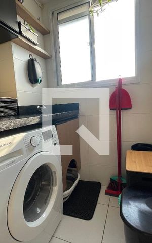 Apartamento à venda com 42m², 2 quartos e sem vaga Apartamento à venda com 42m², 2 quartos e sem vagaÁrea de Serviço