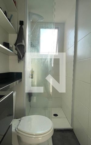 Apartamento à venda com 42m², 2 quartos e sem vaga Apartamento à venda com 42m², 2 quartos e sem vagaBanheiro