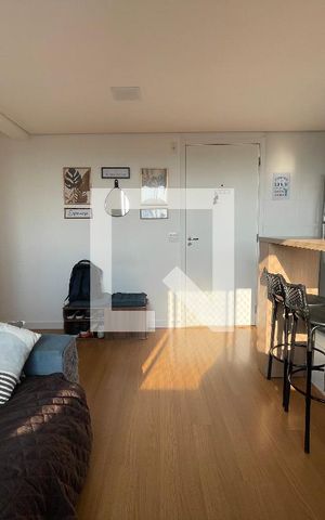 Apartamento à venda com 42m², 2 quartos e sem vaga Apartamento à venda com 42m², 2 quartos e sem vagaSala