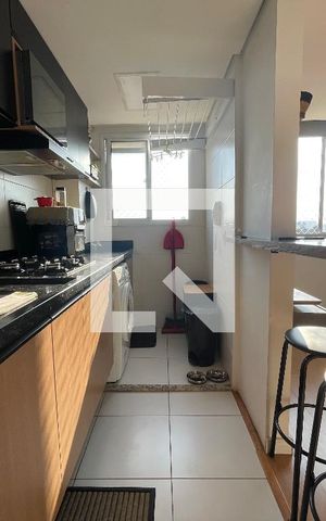 Apartamento à venda com 42m², 2 quartos e sem vaga Apartamento à venda com 42m², 2 quartos e sem vagaCozinha - Armários