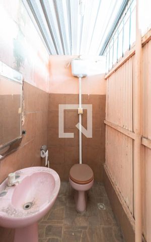 Casa à venda com 380m², 4 quartos e 3 vagasBanheiro 2 Terraço