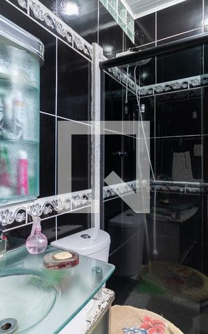 Casa à venda com 380m², 4 quartos e 3 vagasBanheiro da Suíte
