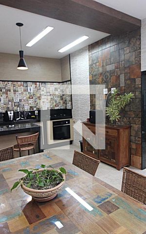 Casa à venda com 187m², 5 quartos e 3 vagasEspaço Gourmet
