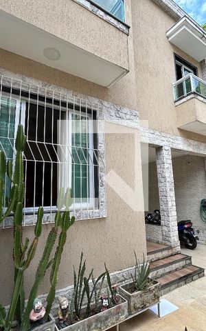 Casa à venda com 187m², 5 quartos e 3 vagasFachada