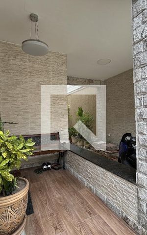Casa à venda com 187m², 5 quartos e 3 vagasVaranda
