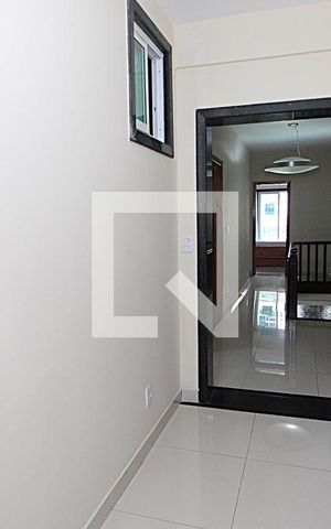 Casa à venda com 187m², 5 quartos e 3 vagasEscritório