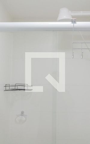 Apartamento para alugar com 33m², 1 quarto e sem vaga Apartamento para alugar com 33m², 1 quarto e sem vagaBanheiro