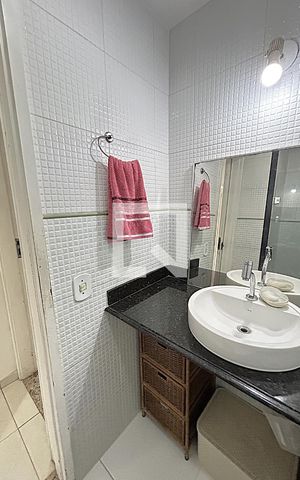 Apartamento à venda com 76m², 2 quartos e 1 vagaBanheiro