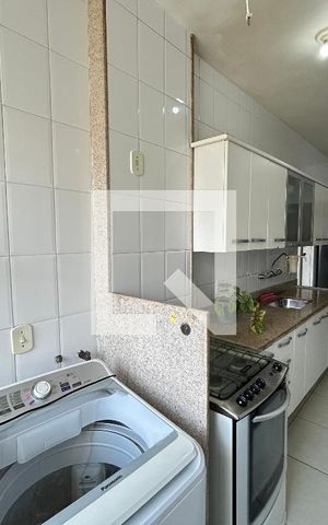 Apartamento à venda com 76m², 2 quartos e 1 vagaCozinha e Área de Serviço