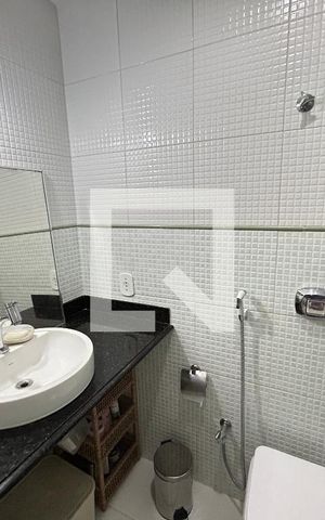 Apartamento à venda com 76m², 2 quartos e 1 vagaBanheiro
