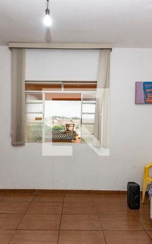 Casa à venda com 540m², 5 quartos e 4 vagas Casa à venda com 540m², 5 quartos e 4 vagasQuarto 2