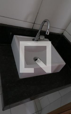 Apartamento à venda com 82m², 2 quartos e 1 vagaBanheiro - Pia