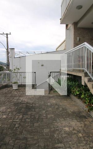 Casa à venda com 600m², 2 quartos e 1 vagaQuintal