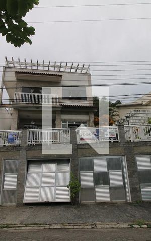 Casa à venda com 600m², 2 quartos e 1 vagaFachada da casa