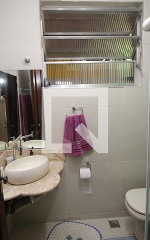 Casa à venda com 600m², 2 quartos e 1 vagaBanheiro Social
