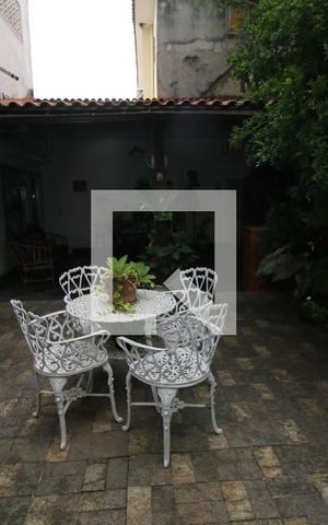 Casa à venda com 600m², 2 quartos e 1 vagaQuintal - Jardim
