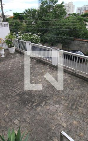 Casa à venda com 600m², 2 quartos e 1 vagaQuintal
