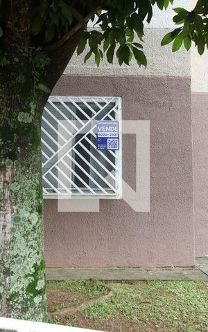 Apartamento à venda com 53m², 2 quartos e 1 vagaPlaca instalada na janela do imóvel