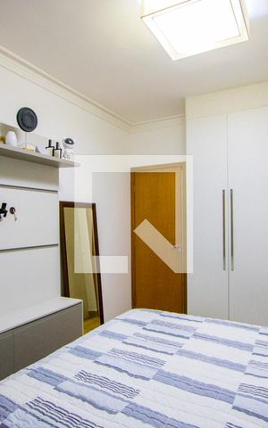 Casa à venda com 112m², 3 quartos e 2 vagas Casa à venda com 112m², 3 quartos e 2 vagasSuíte