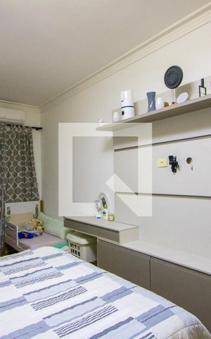 Casa à venda com 112m², 3 quartos e 2 vagas Casa à venda com 112m², 3 quartos e 2 vagasSuíte