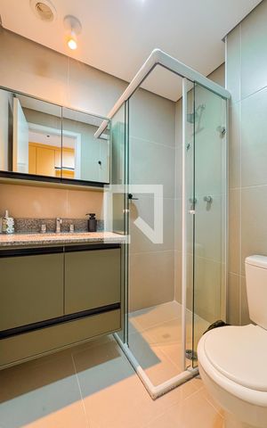 Studio à venda com 23m², 1 quarto e sem vaga Studio à venda com 23m², 1 quarto e sem vagaBanheiro