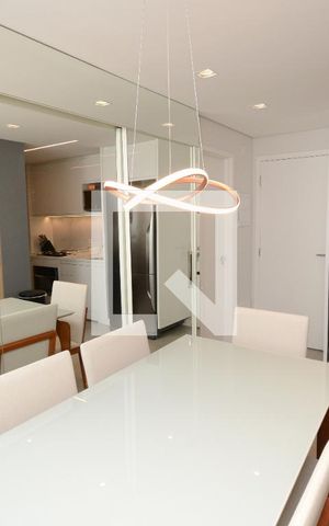 Apartamento à venda com 34m², 1 quarto e 1 vagaSala de Jantar