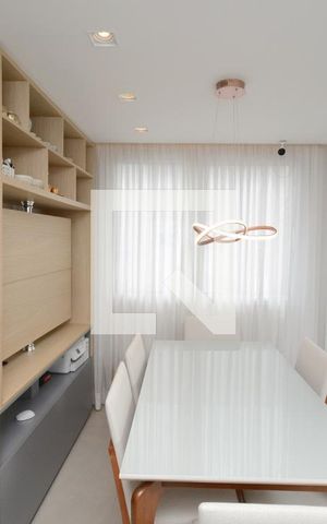 Apartamento à venda com 34m², 1 quarto e 1 vagaSala de Jantar