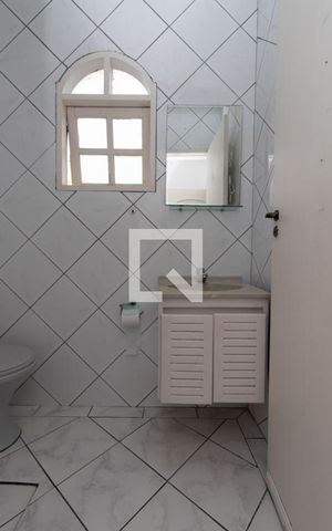 Casa à venda com 140m², 3 quartos e 2 vagas Casa à venda com 140m², 3 quartos e 2 vagasBanheiro da Suíte 2