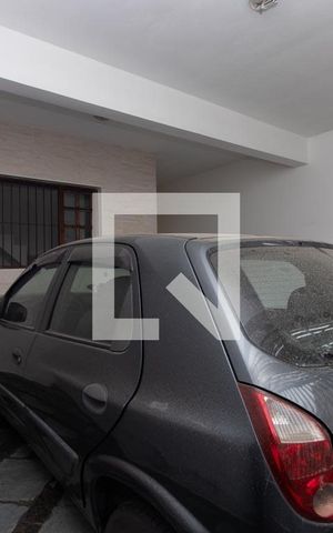 Casa à venda com 140m², 3 quartos e 2 vagas Casa à venda com 140m², 3 quartos e 2 vagasGaragem