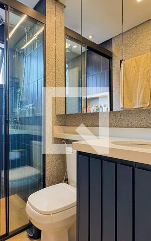 Apartamento à venda com 65m², 2 quartos e 1 vaga Apartamento à venda com 65m², 2 quartos e 1 vagaBanheiro Corredor