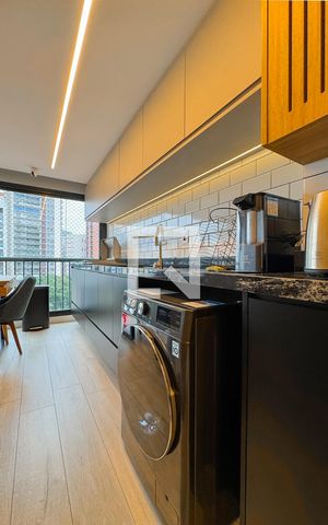 Apartamento à venda com 65m², 2 quartos e 1 vaga Apartamento à venda com 65m², 2 quartos e 1 vagaCozinha e Área de Serviço