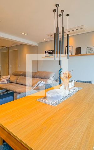 Apartamento à venda com 65m², 2 quartos e 1 vaga Apartamento à venda com 65m², 2 quartos e 1 vagaVaranda gourmet