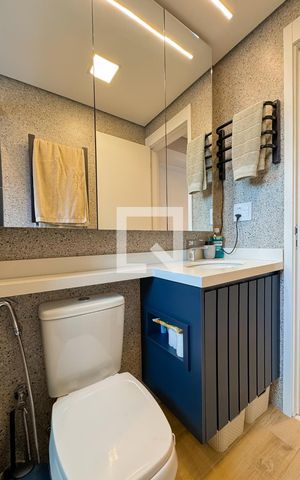 Apartamento à venda com 65m², 2 quartos e 1 vaga Apartamento à venda com 65m², 2 quartos e 1 vagaBanheiro Corredor
