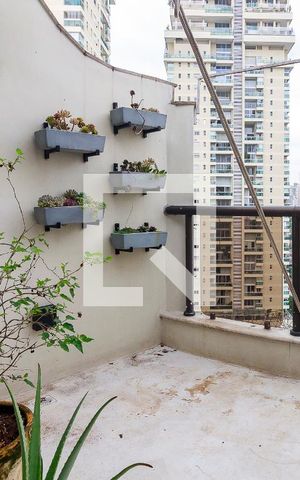 Apartamento para alugar com 252m², 3 quartos e 4 vagas Apartamento para alugar com 252m², 3 quartos e 4 vagasCobertura - Piscina