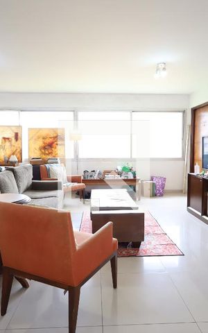 Apartamento à venda com 140m², 3 quartos e 2 vagasSala